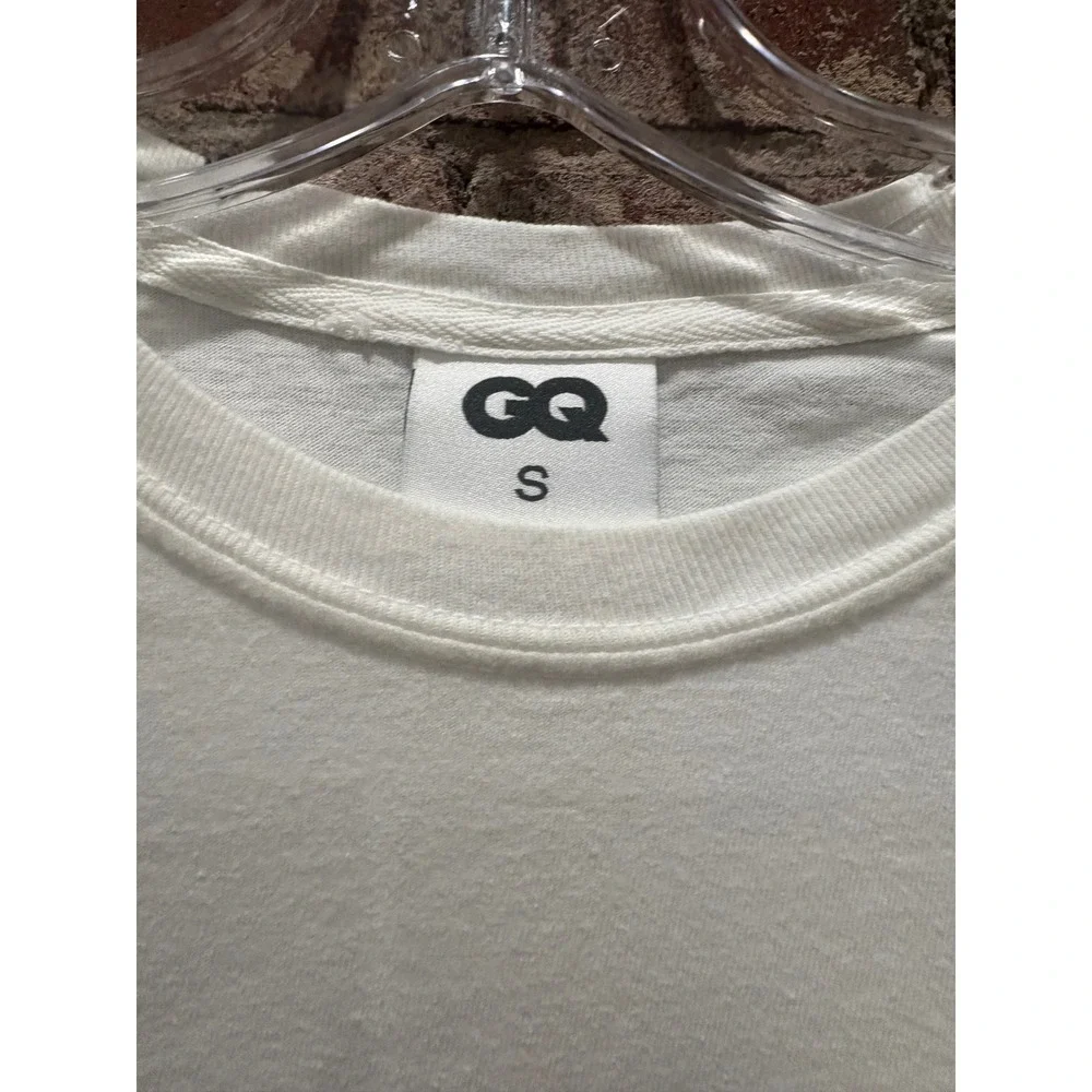 GQ Larry David Graphic Long Sleeve T-Shirt White Small - Picture 3 of 5
